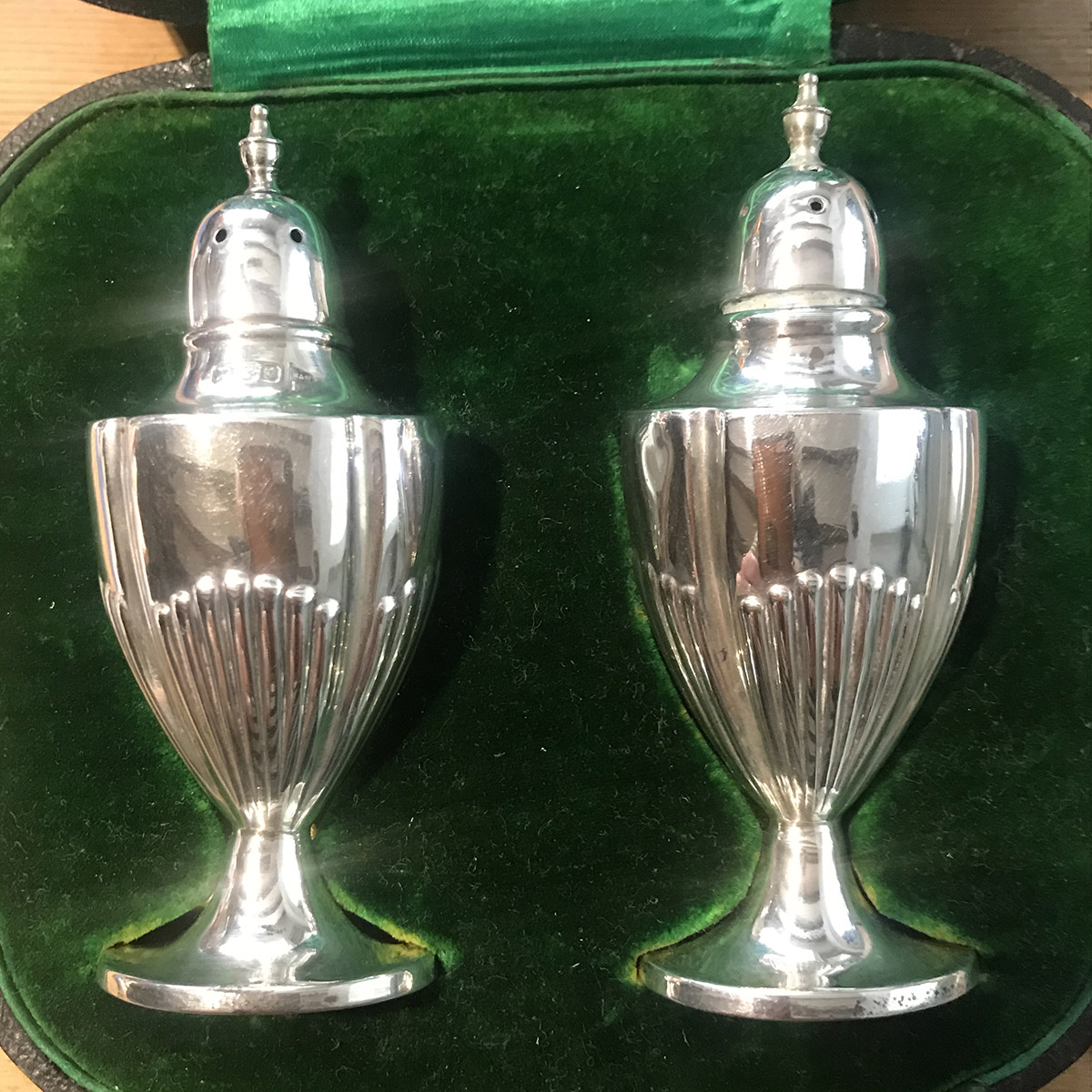 Walker & Hall Boxed Pair of Solid Silver Pepperettes