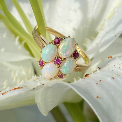 18ct Gold Ring with Opals & Rubies