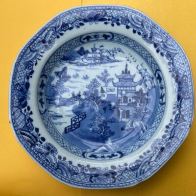 Late 18c Qianlong Chinese Willow Pattern Dish