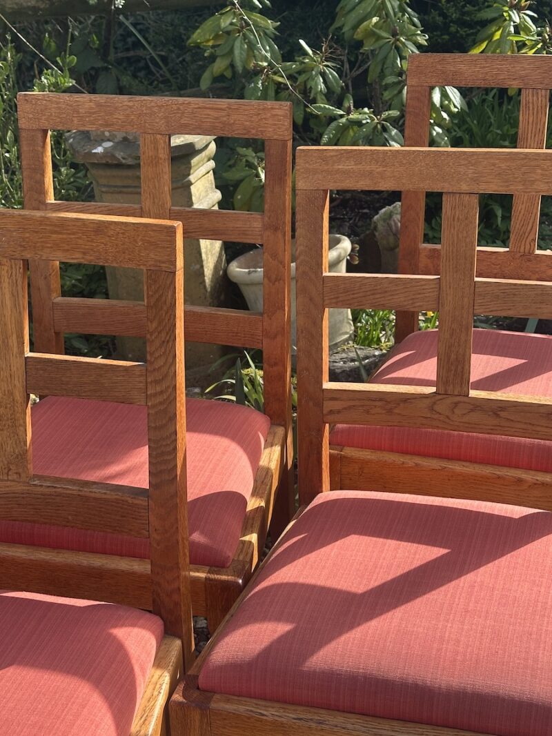 ARTS & CRAFTS Cotswold School Solid Oak Dining Suite - Image 6