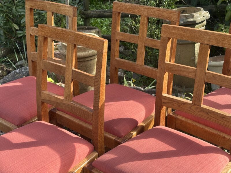 ARTS & CRAFTS Cotswold School Solid Oak Dining Suite - Image 5
