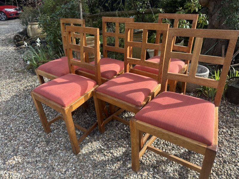 ARTS & CRAFTS Cotswold School Solid Oak Dining Suite - Image 2