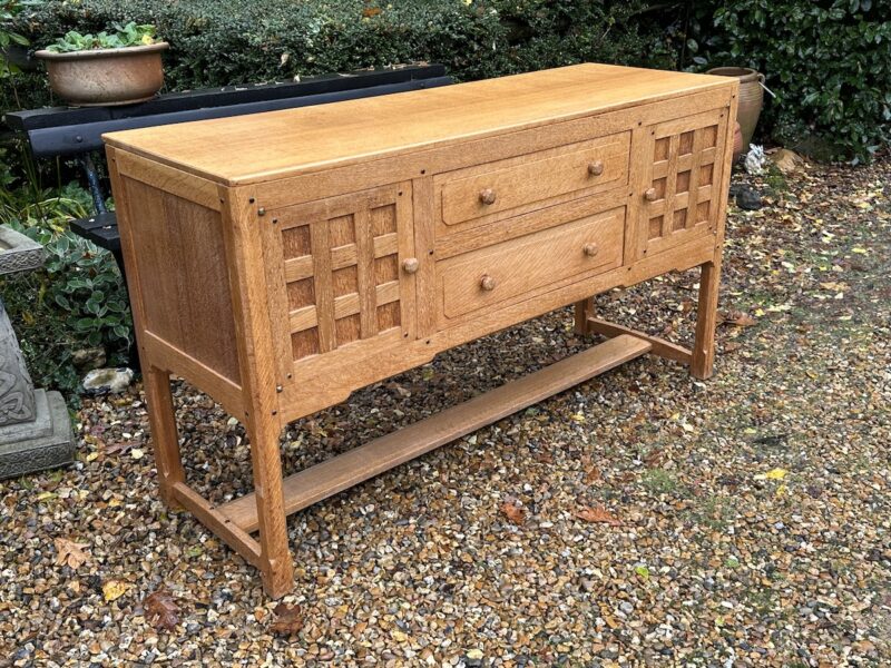 ARTS & CRAFTS Cotswold School Solid Oak Dining Suite - Image 3