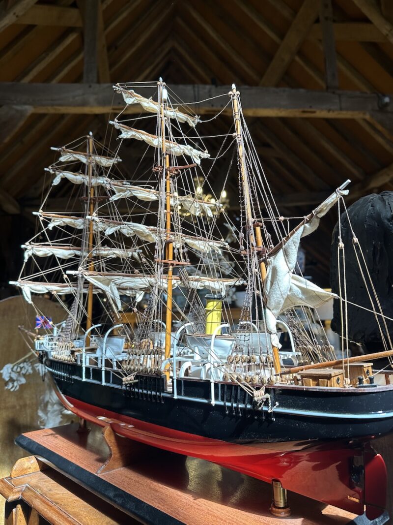 Painted Model of The RRS Discovery - Shackleton - Image 2