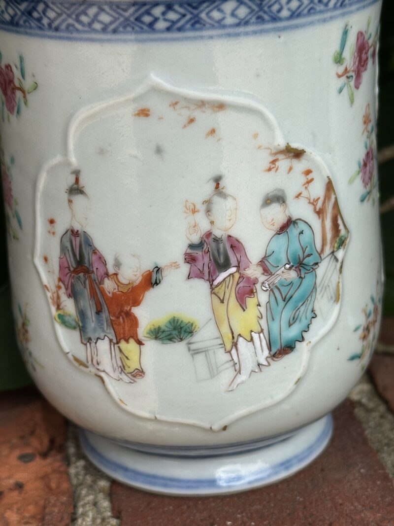 Trio of Chinese Ascending Sized Mugs Quinlong 18c - Image 6
