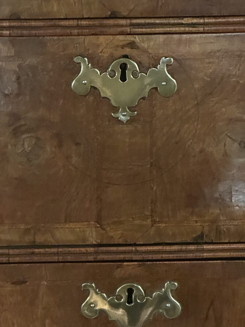George I Walnut Chest on Chest - Image 2