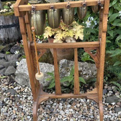 Glockenspiel in Arts & Crafts Oak Carved Support
