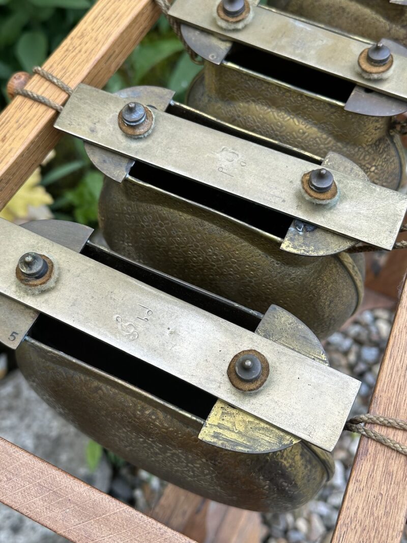 Glockenspiel in Arts & Crafts Oak Carved Support - Image 4