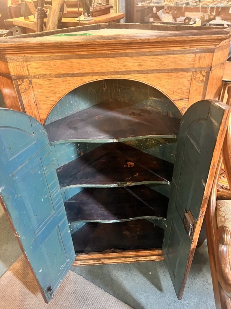 George III Oak Hanging Corner Cupboard - Image 2