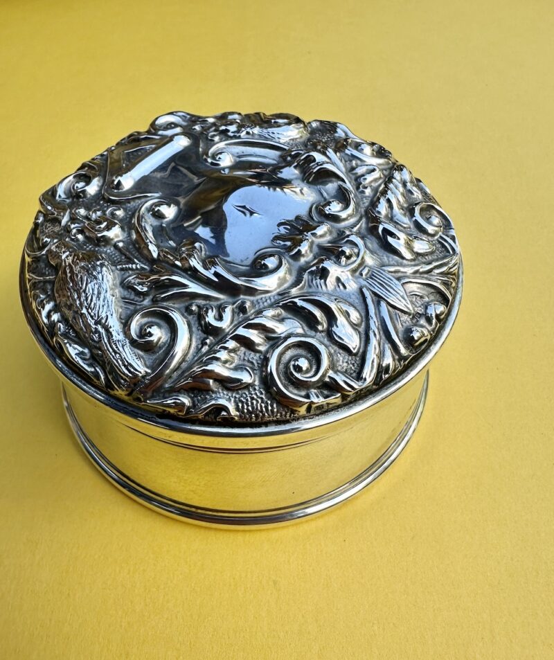 Sterling Silver Lidded Pot, Lined with Velvet