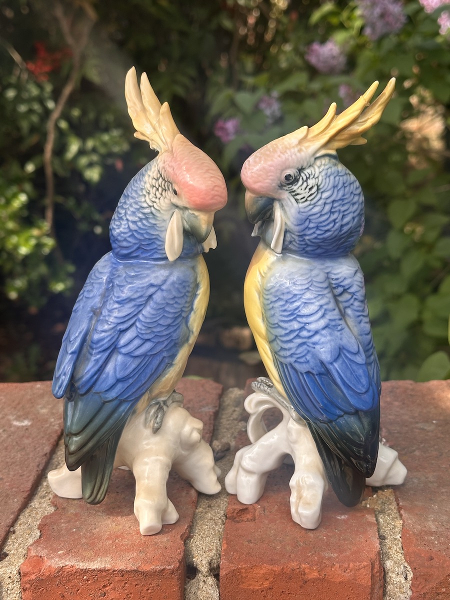 KARL ENS Porcelain Pair of Cockatoos - Image 2