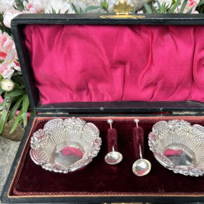 Pair of Sterling Silver Salts with Pair of Silver Salt Spoons in Velvet Lined Box