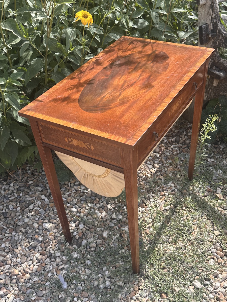 Edwardian Mahogany Sewing / Side Table - Image 2